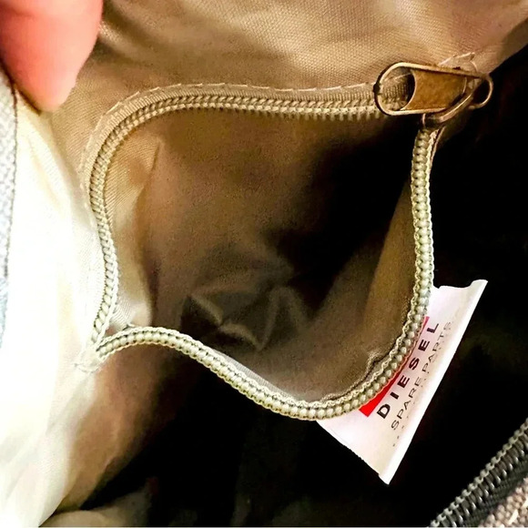 New Unisex Rare Vintage Y2K Diesel Distressed Crossbody Mulitpocket Military Bag - Picture 7 of 14